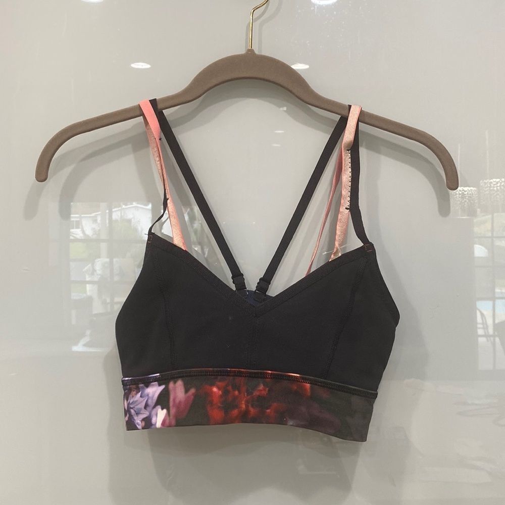 Lululemon Women's Flip Your Dog SportsBra Top Spring Has Sprung Floral Print 4